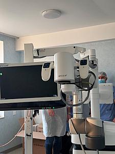 AEOS sistemi Azərbaycana ilk dəfə Medsol MMC tərəfindən gətirildi və Respublika Neyrocərrahiyyə Xəstəxanasında istifadəyə verildi. Yeni qurğu sayəsində artıq ilk əməliyyat uğurla həyata keçirildi. thumbnail 8